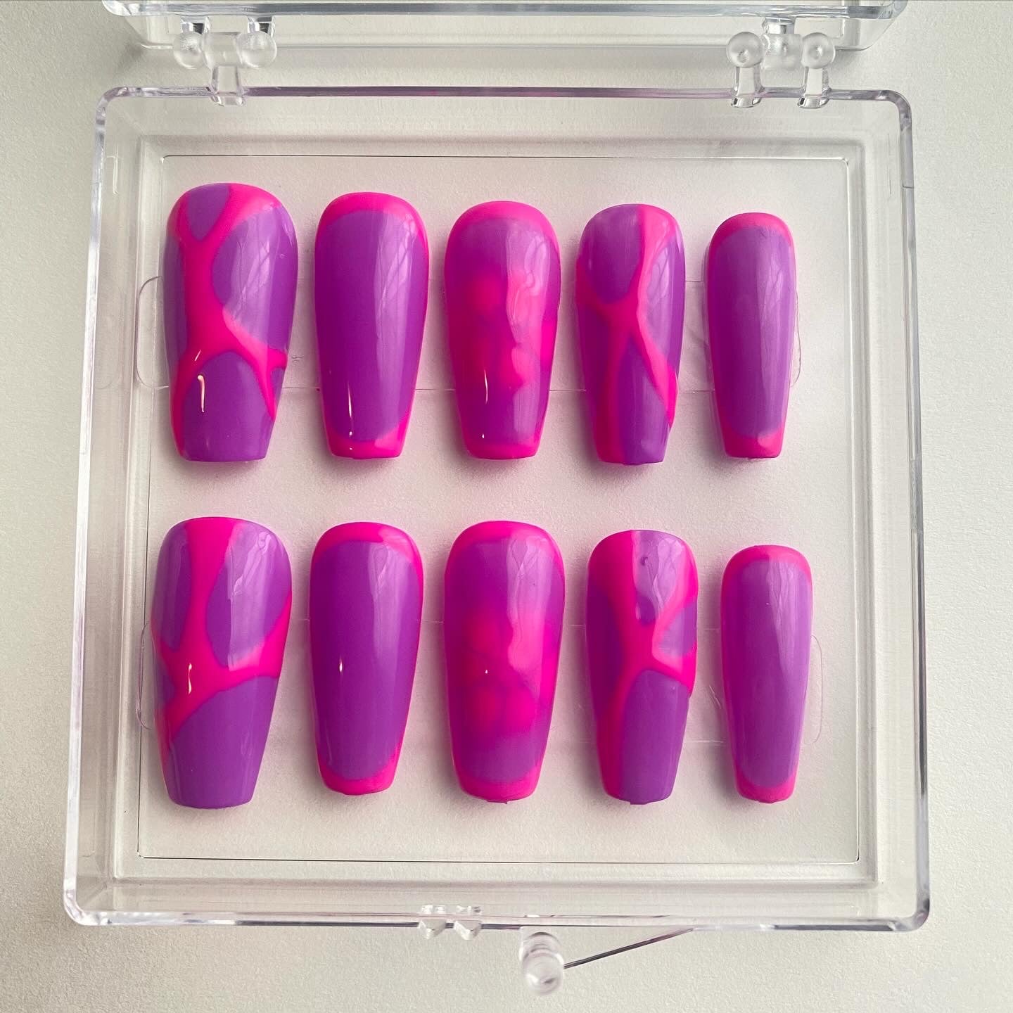 Pink and purple nail set