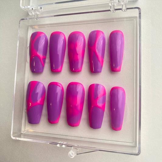 Pink and purple nail set